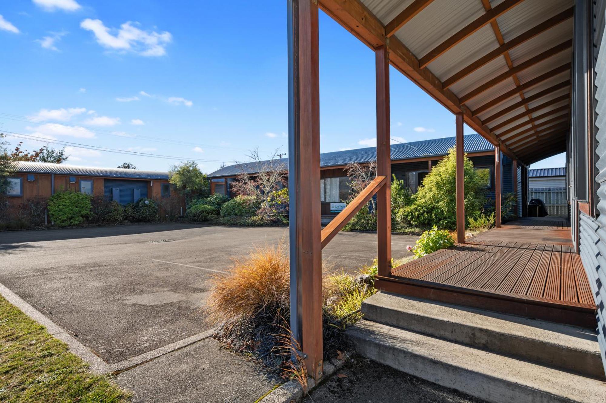 Tasman -