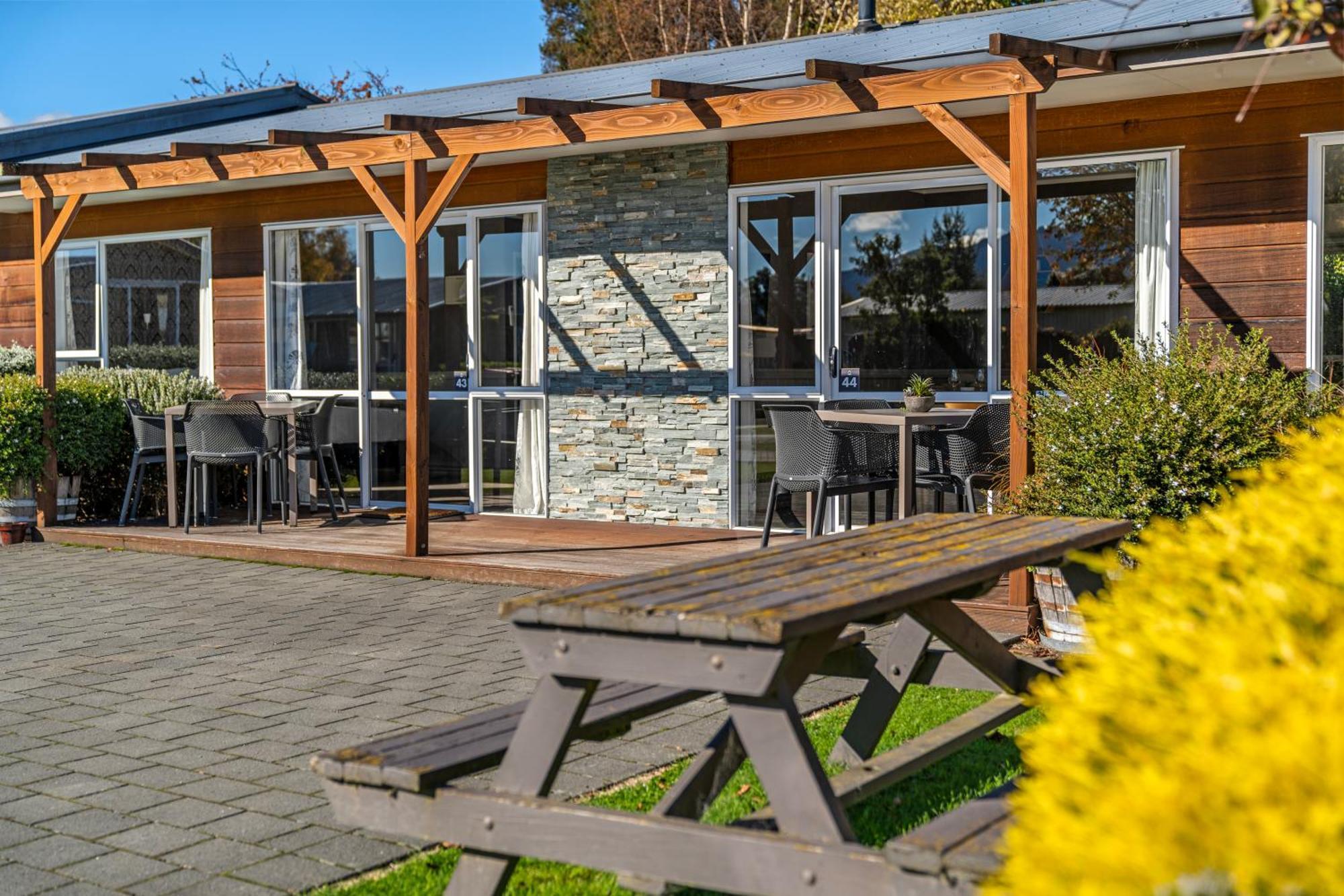 Tasman - 5* Te Anau